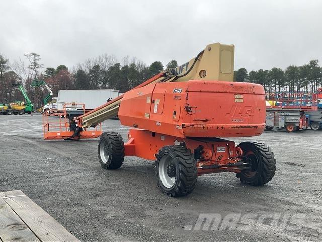 JLG 800S 견인식 전동이동 리프트