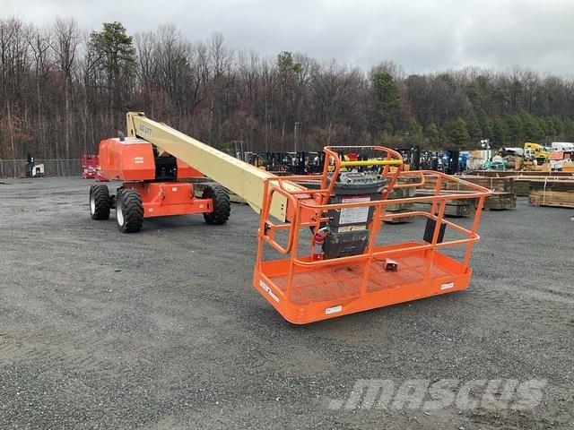 JLG 800S 견인식 전동이동 리프트
