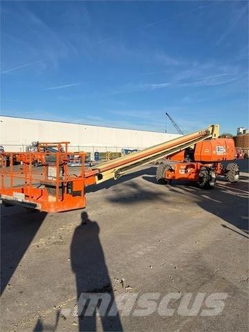 JLG 800S 견인식 전동이동 리프트