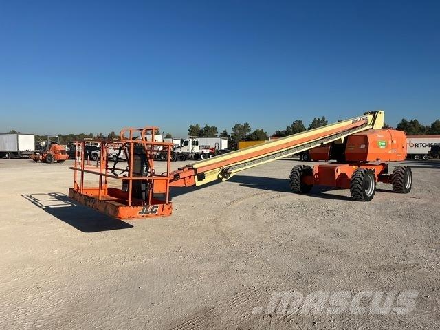 JLG 800S 견인식 전동이동 리프트