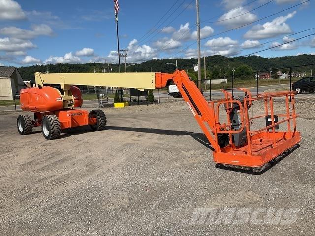 JLG 860SJ 관절형 전동이동 리프트