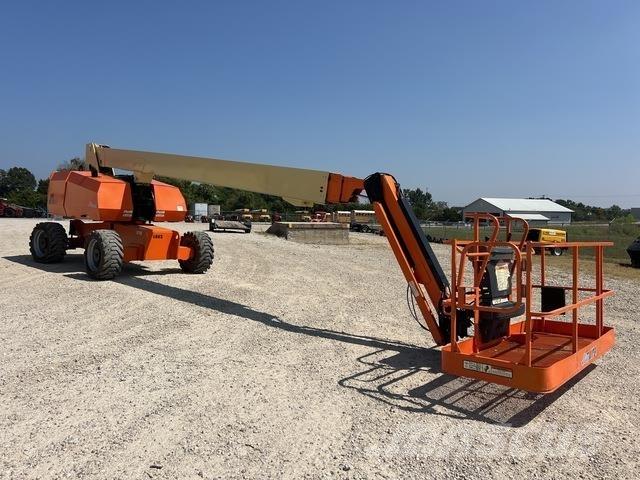 JLG 860SJ 견인식 전동이동 리프트
