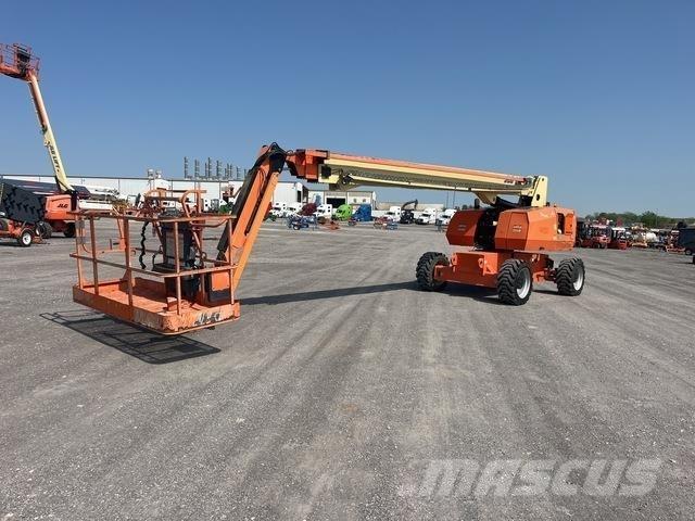JLG 860SJ 견인식 전동이동 리프트