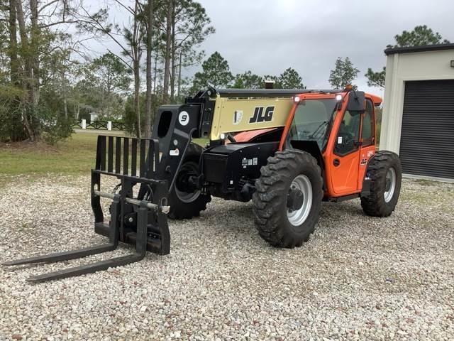 JLG 943 텔러 핸들러