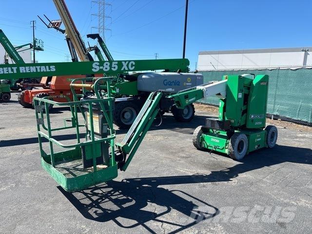 JLG E300 AJP 관절형 전동이동 리프트