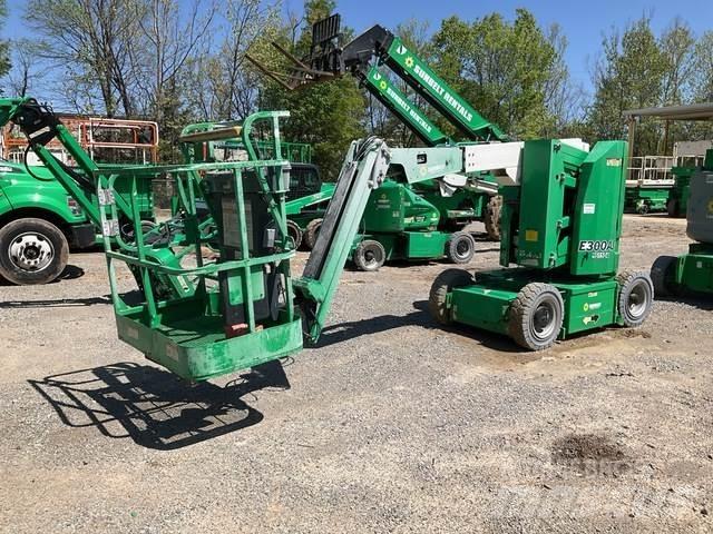 JLG E300AJ 관절형 전동이동 리프트