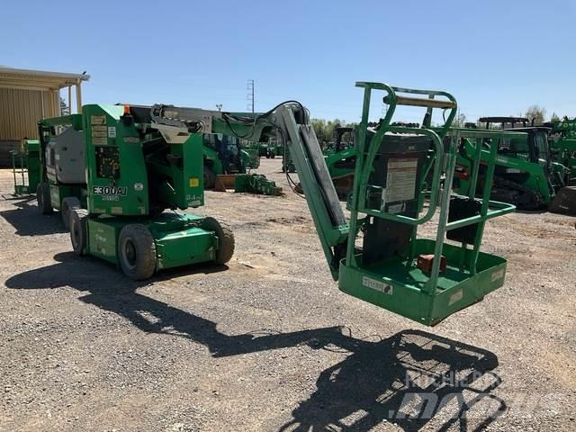 JLG E300AJ 관절형 전동이동 리프트