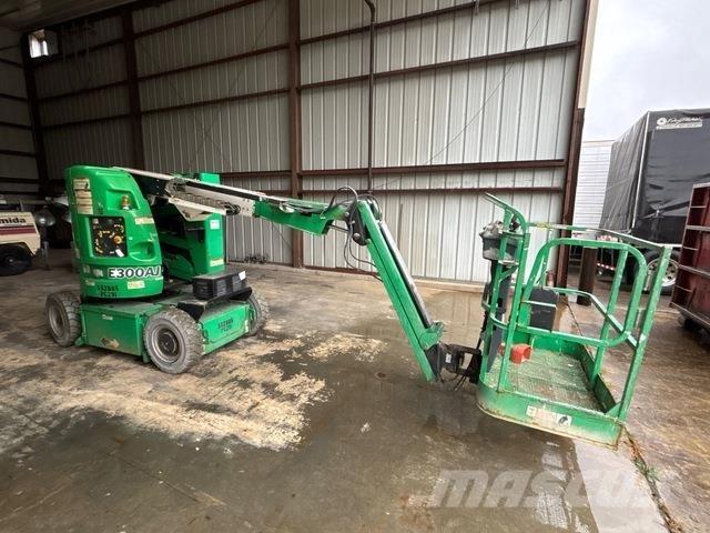 JLG E300AJ 관절형 전동이동 리프트