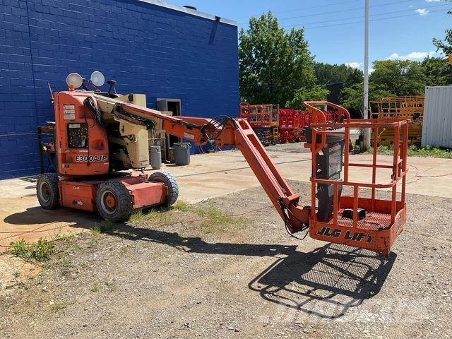 JLG E300AJP 관절형 전동이동 리프트