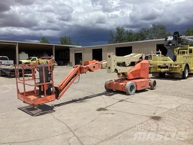 JLG E400AJPN 관절형 전동이동 리프트