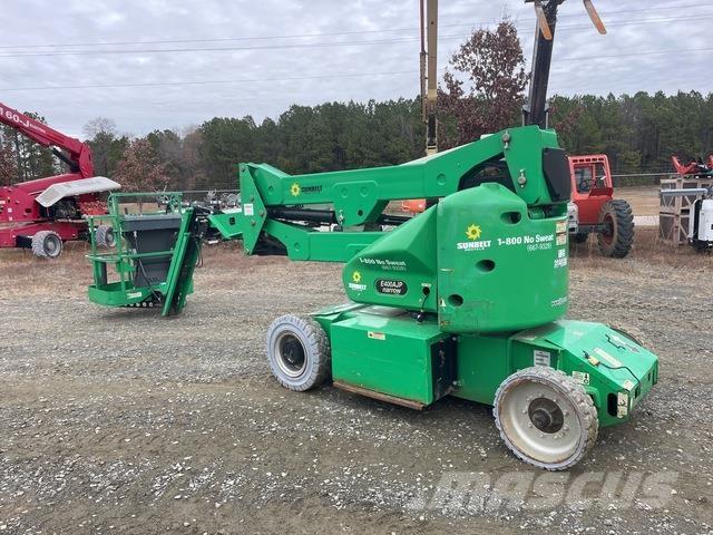 JLG E400AJPN 관절형 전동이동 리프트