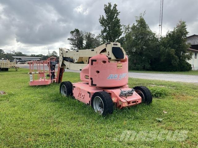 JLG E450AJ 관절형 전동이동 리프트