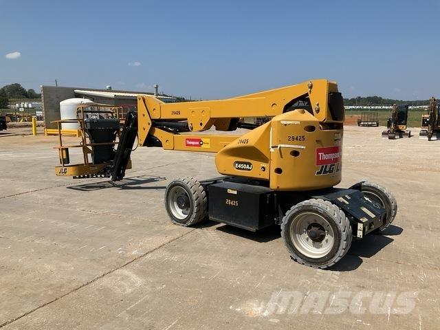 JLG E450AJ 관절형 전동이동 리프트