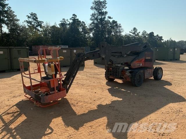 JLG E450AJ 관절형 전동이동 리프트