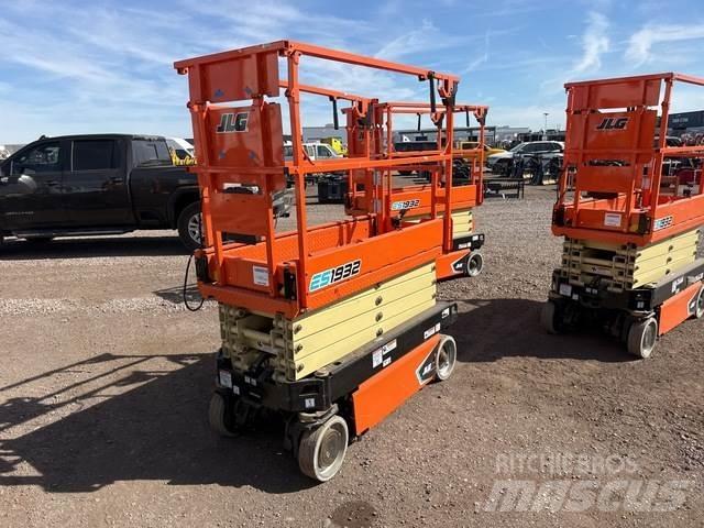 JLG ES1932 가위형 리프트
