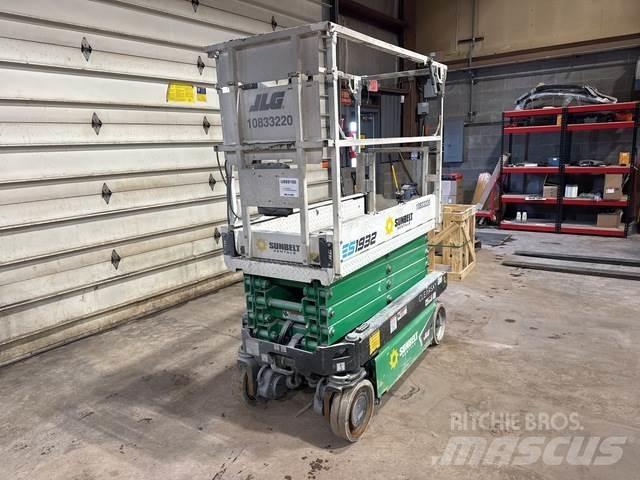 JLG ES1932 가위형 리프트