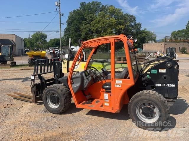 JLG G5-18A 텔러 핸들러