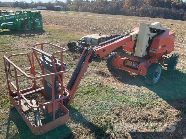 JLG H340AJ 관절형 전동이동 리프트