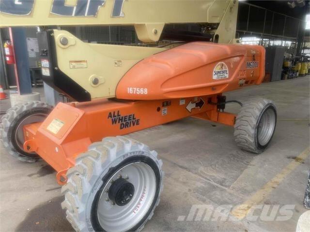 JLG M600J 관절형 전동이동 리프트