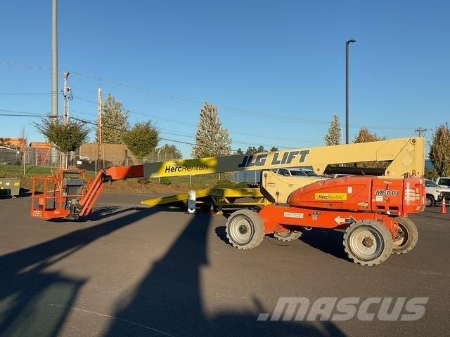 JLG M600J 견인식 전동이동 리프트