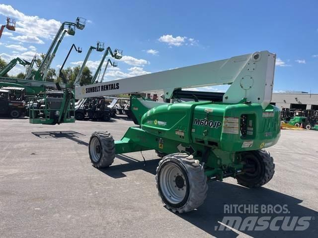 JLG M600JP 관절형 전동이동 리프트