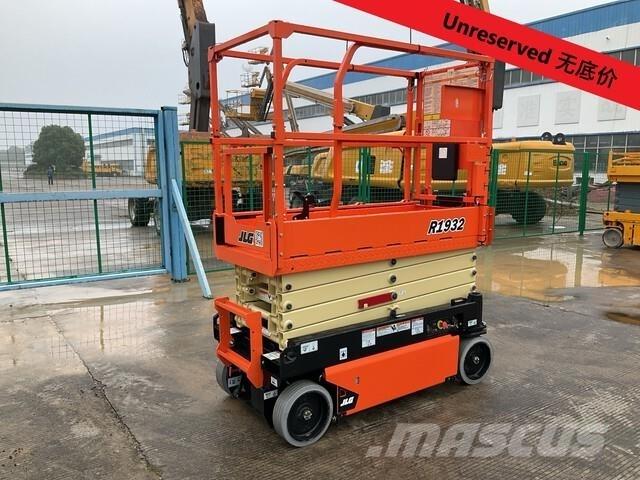 JLG R1932 가위형 리프트