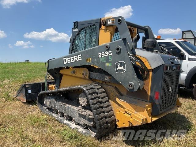 John Deere 333  스키드로더