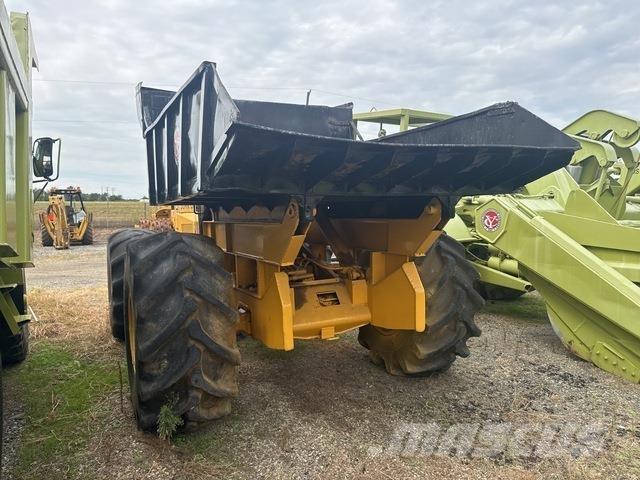 John Deere 640 목재스키더