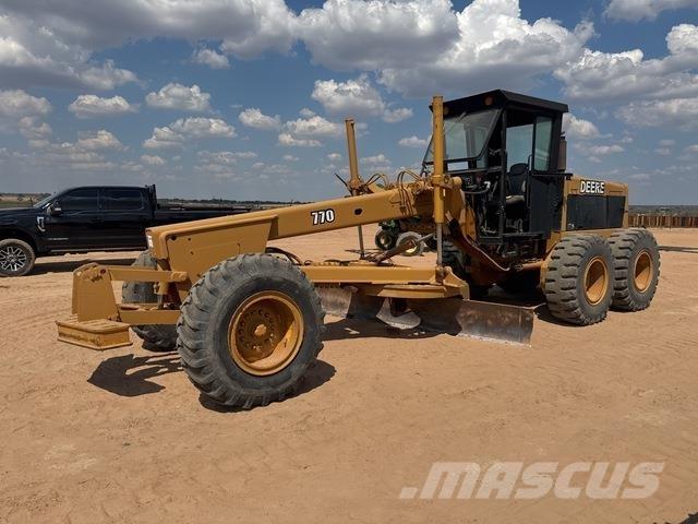 John Deere 770 그레이더
