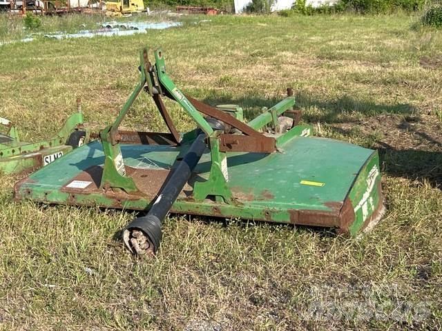 John Deere MX6 목장 제초기 및 토퍼