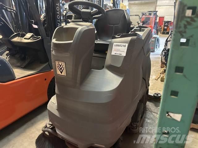 Kärcher B150 습식 청소차