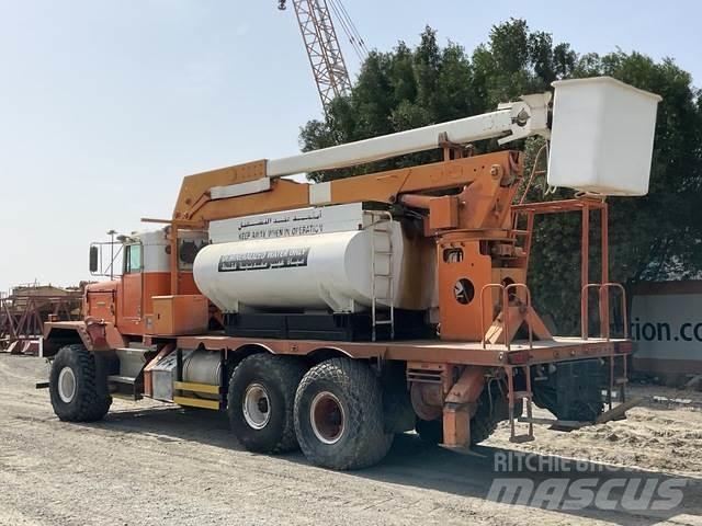 Kenworth C500B 트럭 탑재 고소작업대