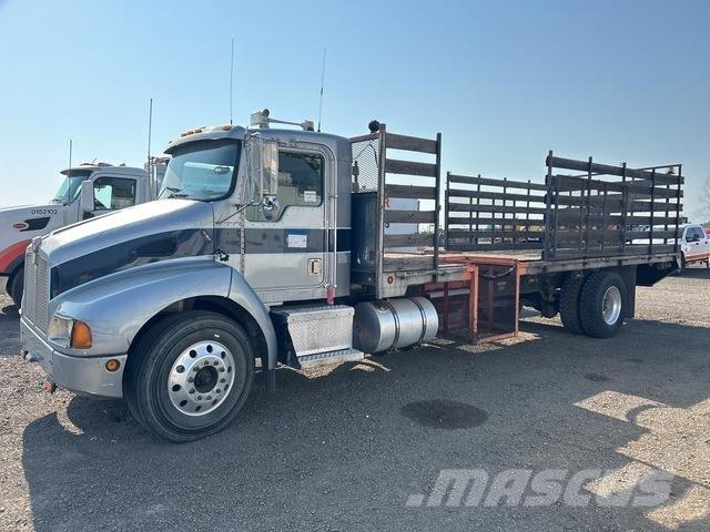 Kenworth T-300 플랫베드/드롭사이드 트럭