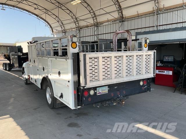 Kenworth T170 시립/다목적 차량