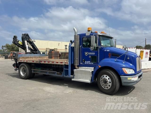Kenworth T270 플랫베드/드롭사이드 트럭