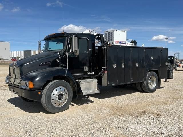 Kenworth T300 시립/다목적 차량