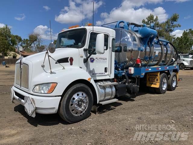 Kenworth T370 콤비/진공 트럭