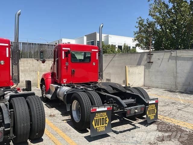 Kenworth T370 트랙터 유닛