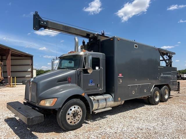 Kenworth T370 목재 트럭