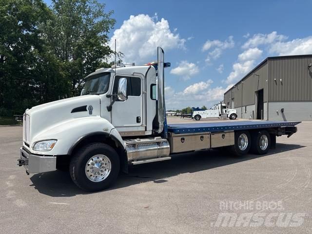 Kenworth T440 회수 차량