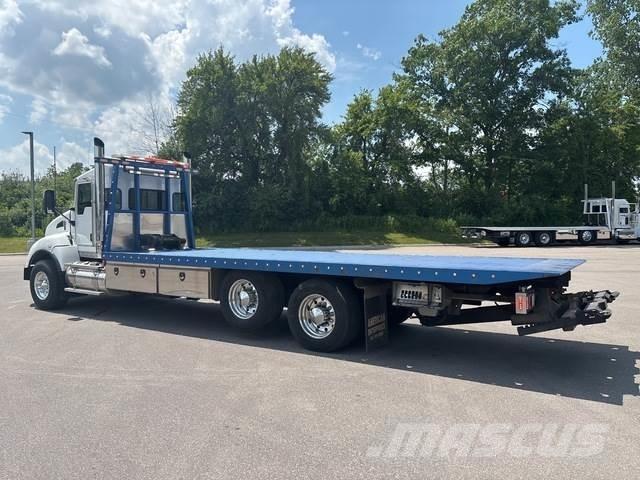 Kenworth T440 회수 차량