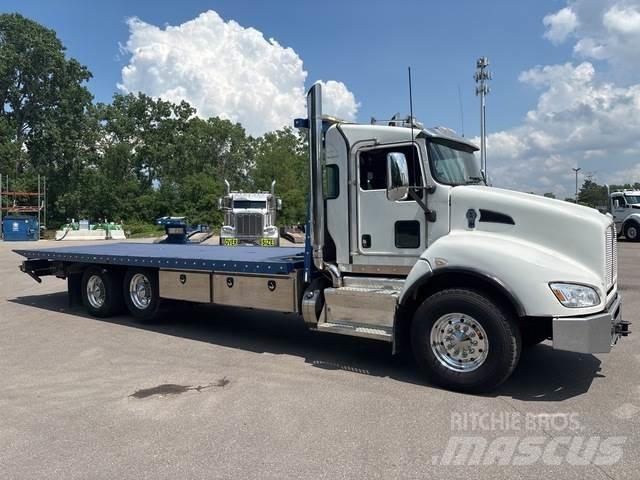 Kenworth T440 회수 차량