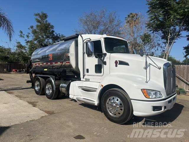 Kenworth T600 콘크리트 믹서트럭