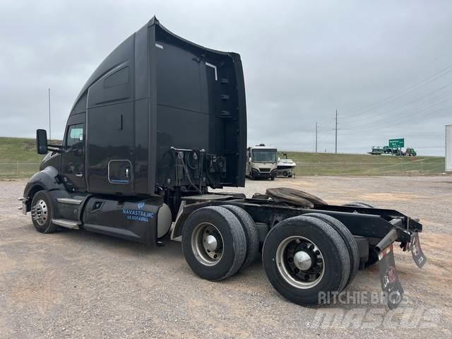 Kenworth T680 트랙터 유닛