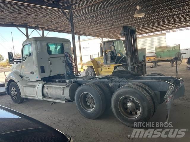 Kenworth T680 트랙터 유닛