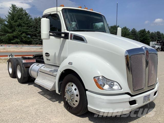 Kenworth T680 트랙터 유닛