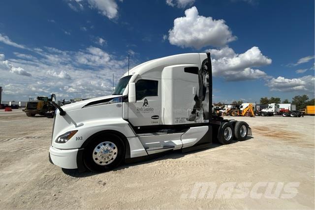 Kenworth T680 트랙터 유닛