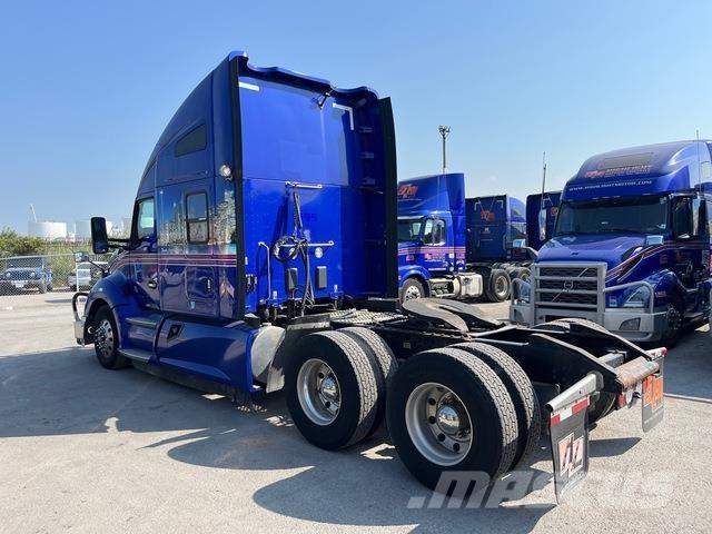 Kenworth T680 트랙터 유닛