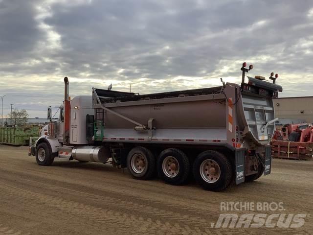 Kenworth T800 덤프 트럭