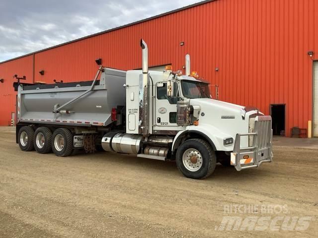 Kenworth T800 덤프 트럭